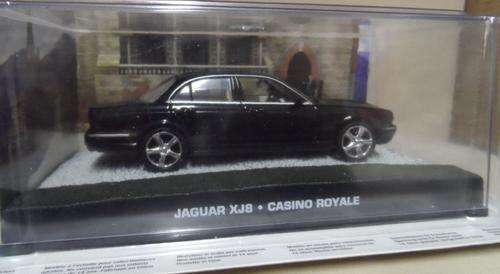 JAGUAR XJ8 - JAMES BOND - CASINO ROYALE