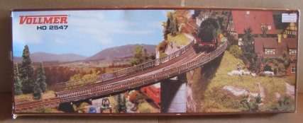 VOLLMER 2547 - HO SCALE - CURVED RAIL DECK BRIDGE
