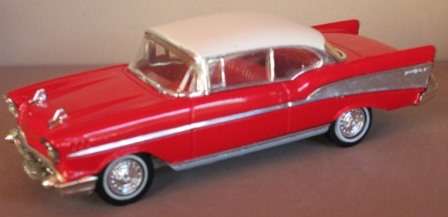 DINKY DY-2 - MATCHBOX LTD (1988) - 1957 CHEVROLET BELAIR SPORT COUPE - 1/43 SCALE