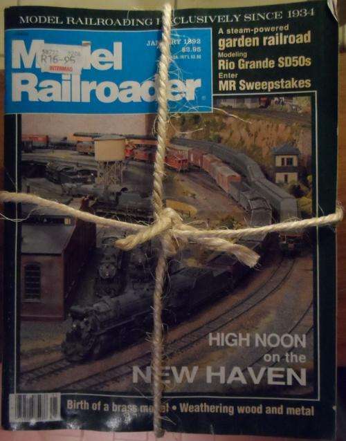 MODEL RAILROADER MAGAZINES - 1992