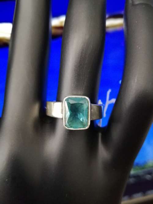 925 Sterling Silver Ladies ring with REAL blue Topaz **Size 8**