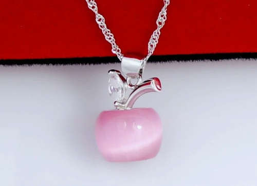 ***Crazy 99 cents SALE** Stunning 925 Silver apple Neclace