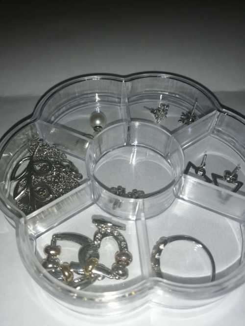 Mix Box of jewellery Items