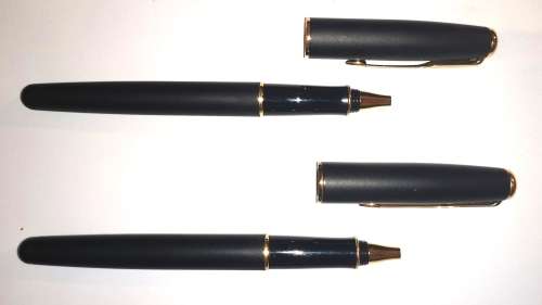 Set of 2 Parker Pens in Boxes - No Ink (CLEARANCE)