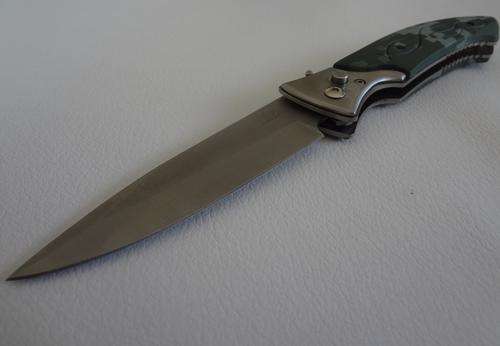 Digital Camo Flick Knife