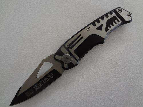 Black & Silver Columbia Knife