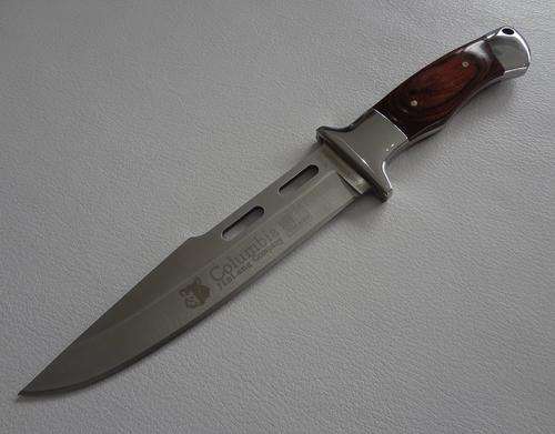 Sharp Blade Hunting Knife