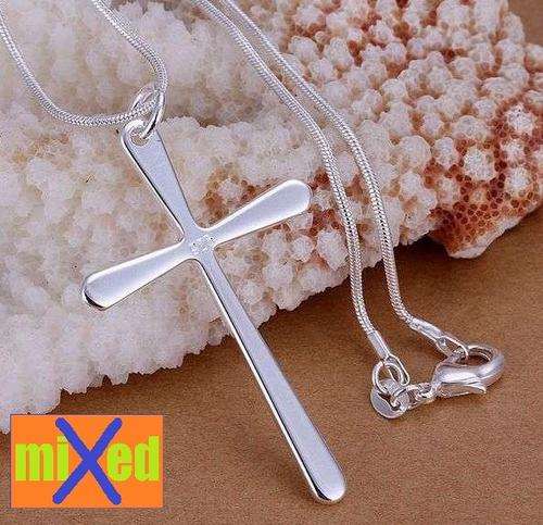 Silver Cross Pendant with Necklace