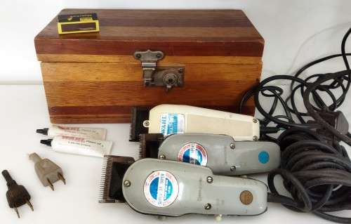 3x Vintage electric Clippers with Wooden box (Not Tested)