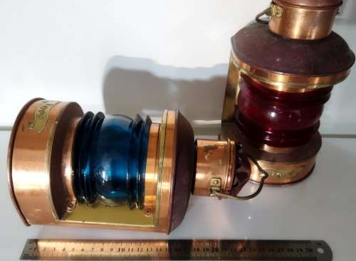 Beautiful Starboard and Portside lights. (Not Tested)