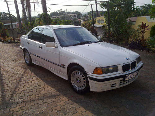 *********BMW 316I 1995 EXCELLENT CONDITION HAVE TO BE SEEN ******** with SPORT(auto & manual gears)
