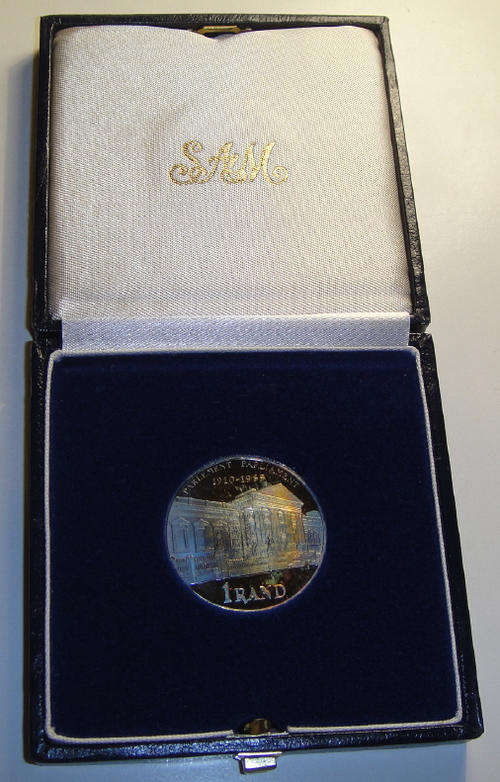 Silver One Rand (Proof Condition):SA Parliament 75 Years (1910-1985) HIGHEST BID 1 FREE - R1 Start