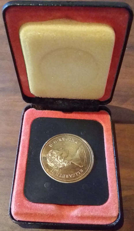 Canadian silver dollar 1972 elizabeth II d.g.regina - R1 Start