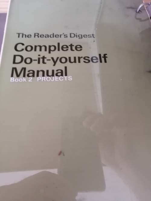 Do-it-yourself - Readers Digest Manual