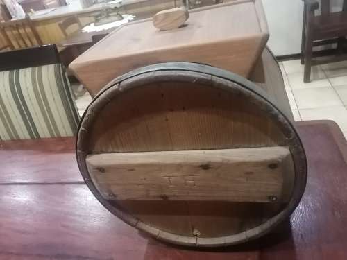 Awesome rare antique wooden cylinder butter churner