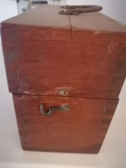 Lie detecting instrument in wooden box