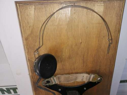 Ear and mouth piece used for telephone communication
