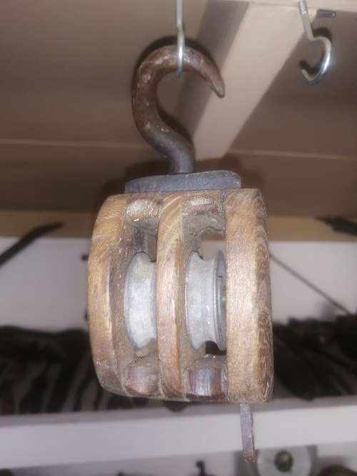 Wooden pulley
