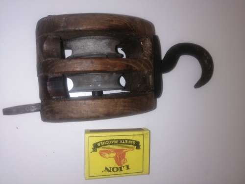 Wooden pulley