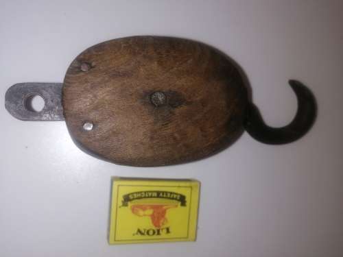 Wooden pulley