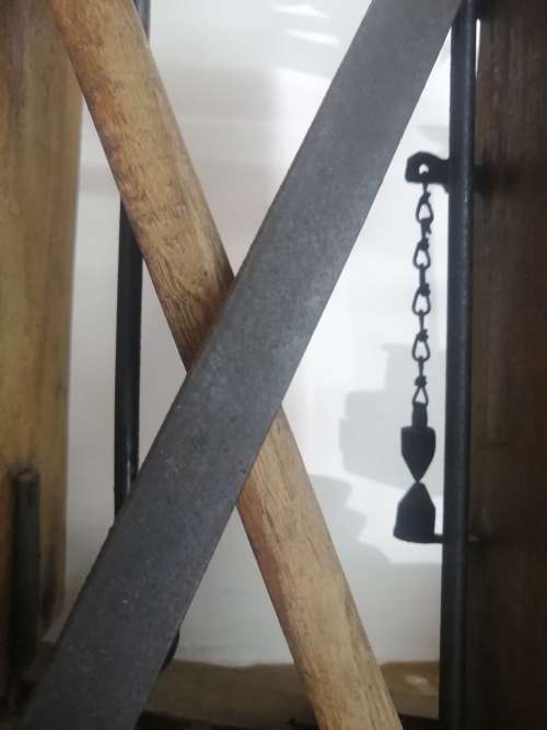 French made wooden and steel scale used in bakery, a real antique piece with lots of patina and in a