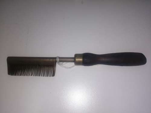 Vintage copper hair comb