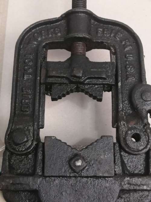Vintage pipe vice