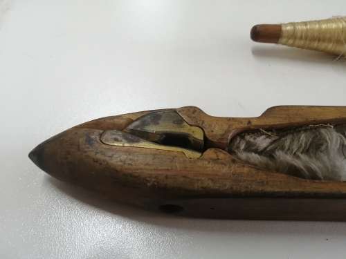 Vintage wooden weaving loom open bottom boat Schuttle with buff, bobbin and thread