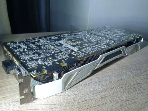 Gigabyte GeForce GTX 1080 Ti Gaming OC edition 11G