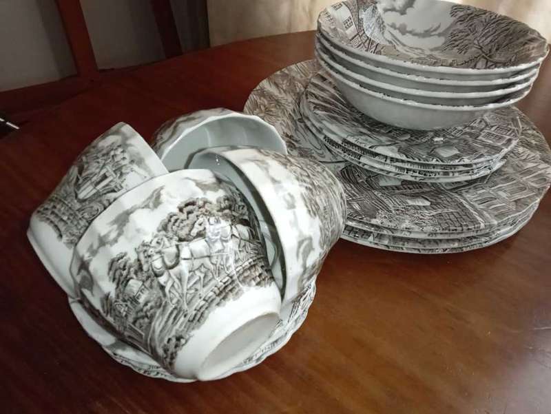 Rare Alfred Meakin The Post House Breakfast set Fine Bone China Vintage