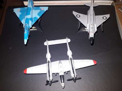 Model planes (x3)