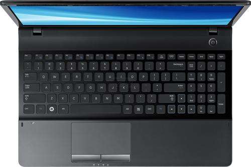 Samsung NP300E5C, i5, 4GB RAM, 750GB