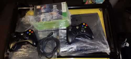 Take out Teenagers from the Street, 2x Xbox 360 Consoles, 6 Games, 2x Xbox Controllers, Adapter, HD