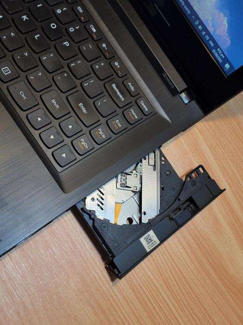 Office Grade Lenovo , i5 4th Gen, 8GB Ram, 1TB HDD, WIFI, Bluetooth, Battery 5Hours, Charger, HDMI