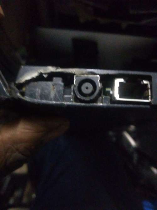 Studio Grade  i3 6th Gen, 8GB Ram, 500GB HDD, WIFI, Bluetooth, Battery 5 Hours, Slim Line Laptop