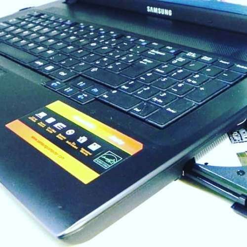 Student Grade, Samsung Notebook RV519, Dual Core, 4GB, 500GB HDD, Bluetooth, WIFI, DVD, Charger