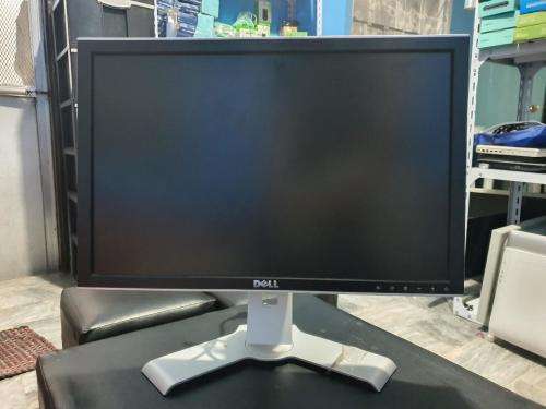 Video Editors Workstation PC, Intel Xeon 3.1 Ghz, 8GB Ram, 1TB, 1TB , WIFI, 20` inch Dell Monitor