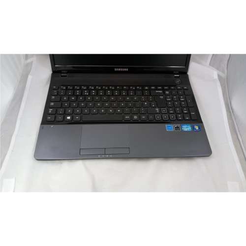 Designers Samsung ,i7 ,8GB Ram, 800GB SSD, WIFI, Bluetooth, Original Charger, 8 Cores CPU Power