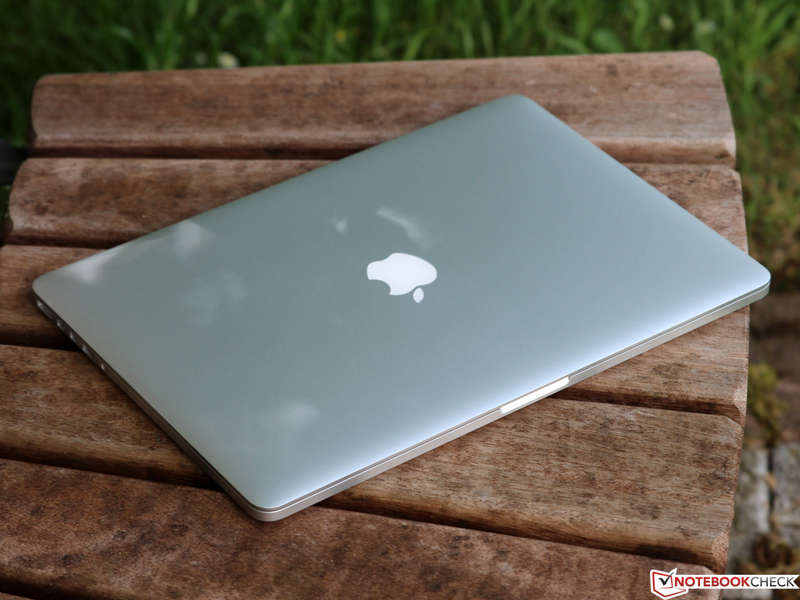 Valentine Gift, MacBook Retina, i7 4th Gen, 16GB, GTX 750 2GB GDDR5 GPU, M.2 256GB, 15 Inch, Clean