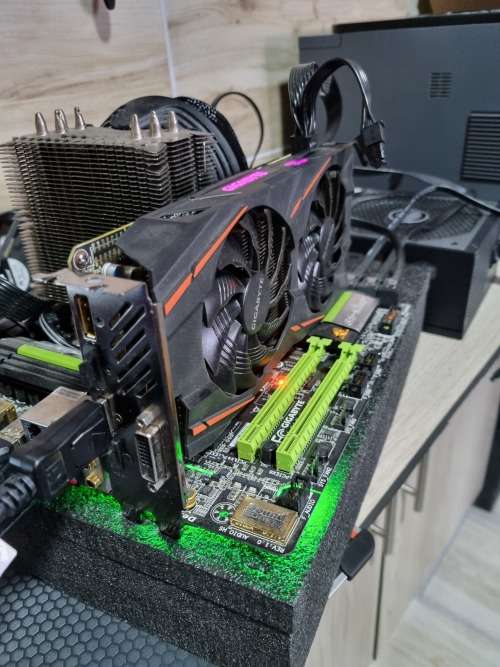 Gigabyte RX580 8gb Gaming with box