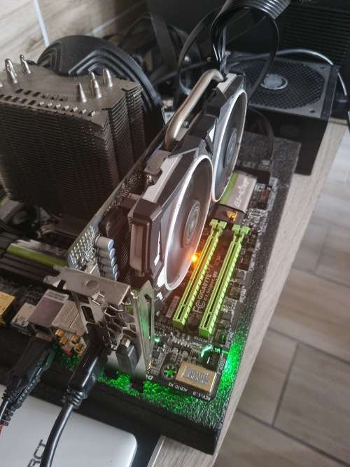 MSI Rx570 8gb armor