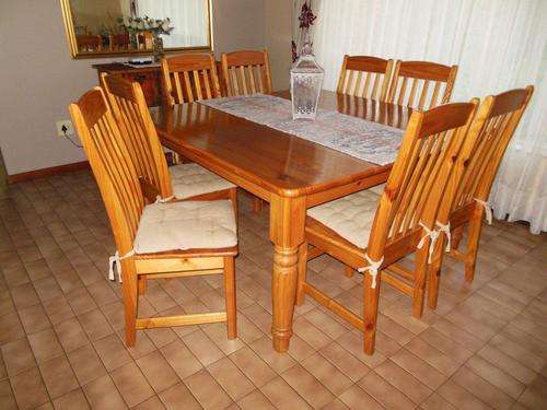 8 seater oregon stained dining set
