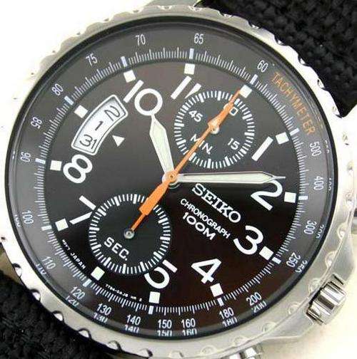 **NEW**SEIKO MENS CHRONOGRAPH WIDE COLUMN DATE 100M TOUGH BAND BLACK DIAL WATCH**STUNNING**
