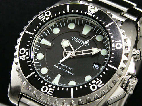 SEIKO GENTS  DIVERS 200METERS  WATER RESISTANT WATCH**KINETIC & NO MORE BATTERIES**