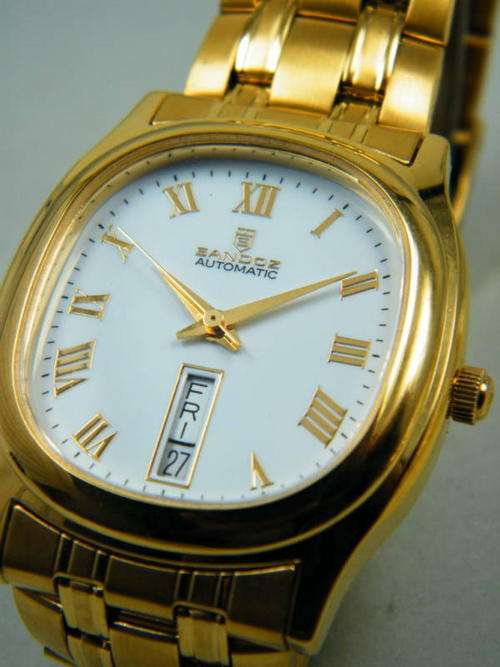Sandoz **SWISS AUTOMATIC 25 JEWELS** Day-Date**Simply Stunning Condition** As good as new.!!