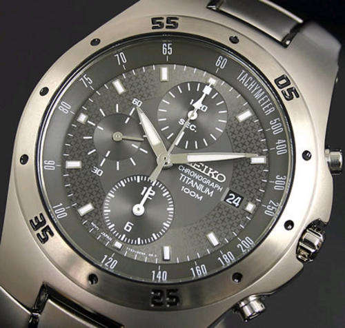 R6999.99 SEIKO**SUPER TITANIUM F16 FIGHTER**ULTRA LIGHT WEIGHT GREY TEXTURED DIAL GENTS WATCH