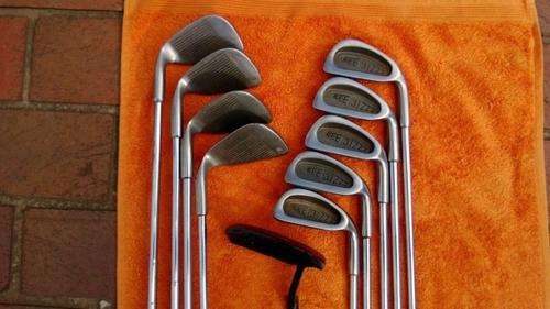 Golf EEE3ZZZ and Toney Penna clubs + Bag