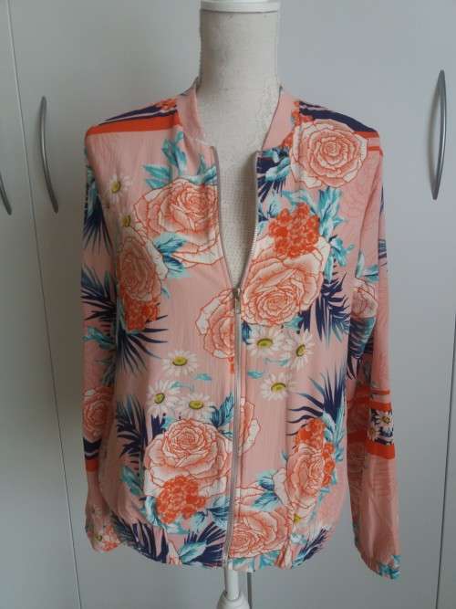 FLORAL BOMBER JACKET