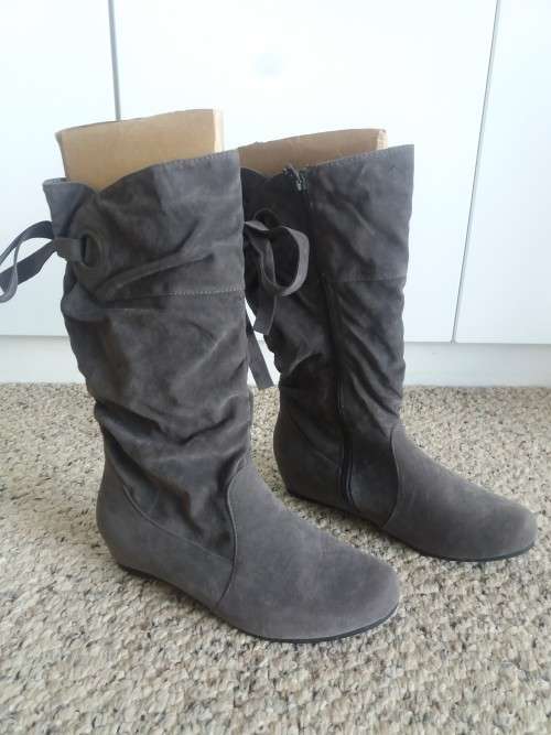 GREY BOOTS