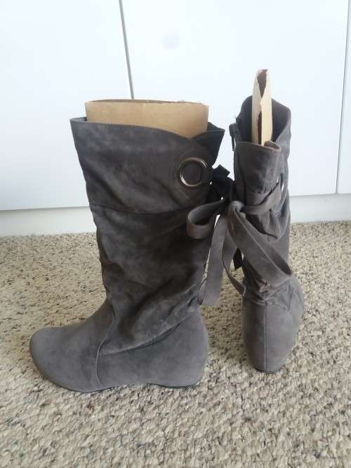 GREY BOOTS
